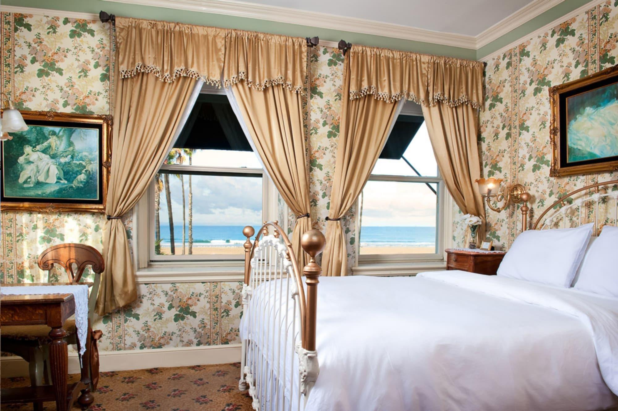 ניופורט ביץ' Doryman'S Oceanfront Inn מראה חיצוני תמונה