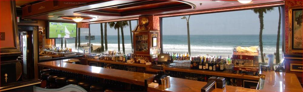 ניופורט ביץ' Doryman'S Oceanfront Inn מראה חיצוני תמונה